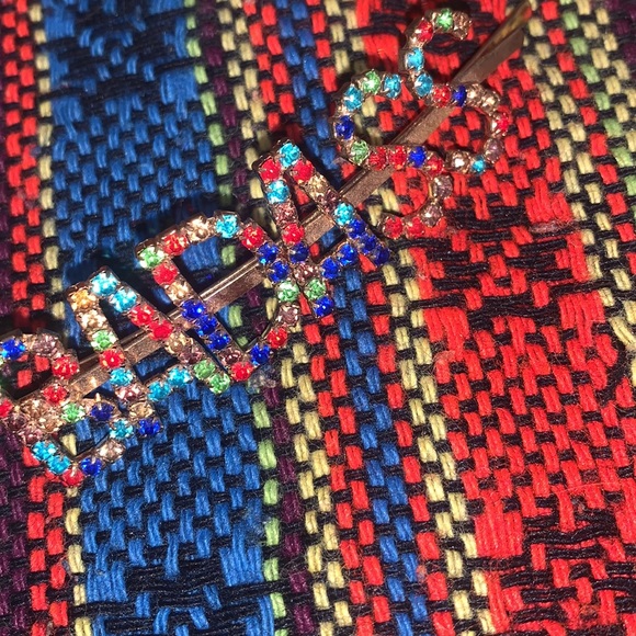 🌻 (5 items for $15)Red Mustang Lot~ a little weird but in a good way (I think?) - Picture 15 of 16